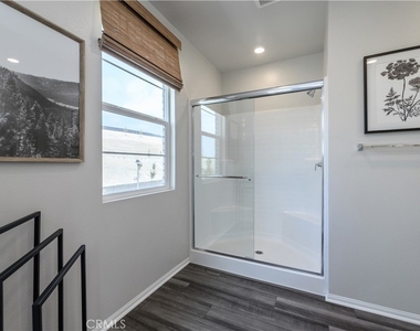 1221 Brush Creek - Photo Thumbnail 23