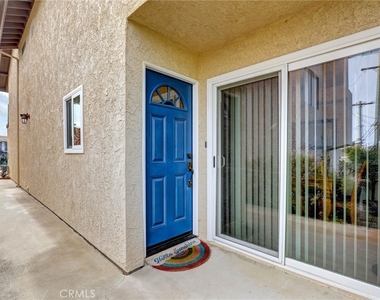 257 Avenida Del Mar - Photo Thumbnail 3