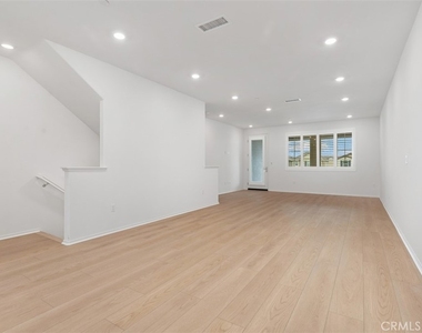 16195 Plumeria Lane - Photo Thumbnail 4