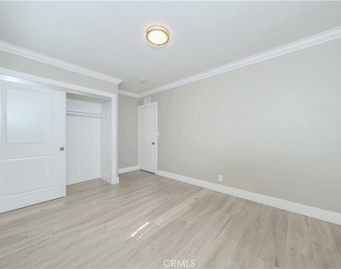 1817 E Morava Avenue - Photo Thumbnail 20