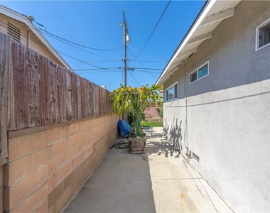 1817 E Morava Avenue - Photo Thumbnail 27