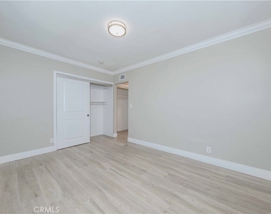 1817 E Morava Avenue - Photo Thumbnail 15