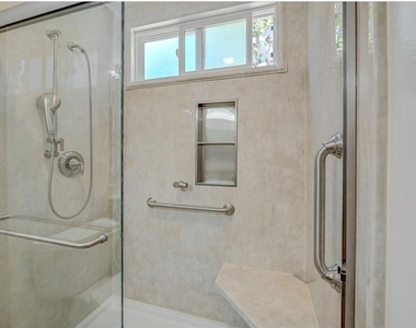 5411 Glenstone - Photo Thumbnail 8