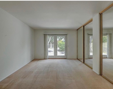 5411 Glenstone - Photo Thumbnail 7