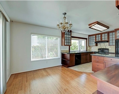 5411 Glenstone - Photo Thumbnail 6