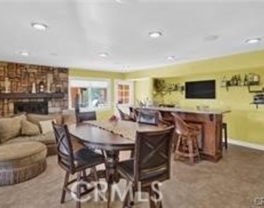 2440 Los Alisos - Photo Thumbnail 7