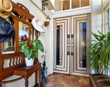 2407 Port Whitby - Photo Thumbnail 6