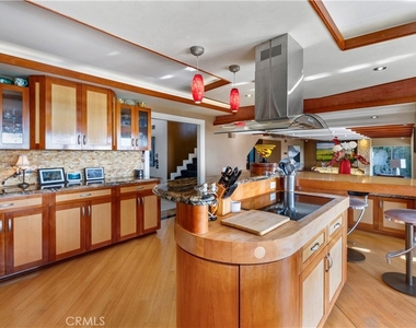 2407 Port Whitby - Photo Thumbnail 13