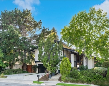 2407 Port Whitby - Photo Thumbnail 1