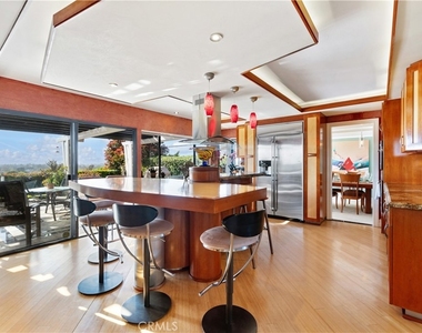 2407 Port Whitby - Photo Thumbnail 11