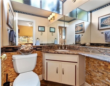 2407 Port Whitby - Photo Thumbnail 30