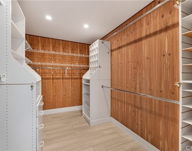 85 Hillsdale - Photo Thumbnail 10
