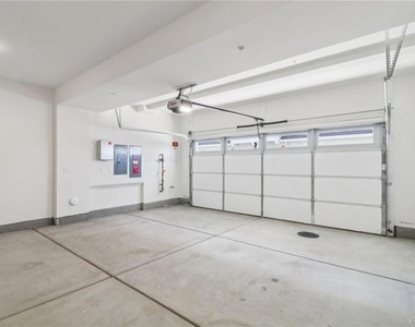 2206 Saltbush Drive - Photo Thumbnail 15