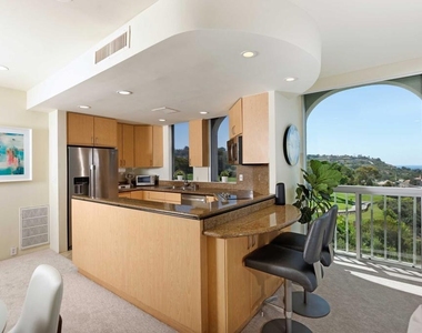 1001 Genter Street - Photo Thumbnail 3