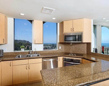 1001 Genter Street - Photo Thumbnail 5