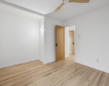 1061 Buena Vista Way - Photo Thumbnail 24