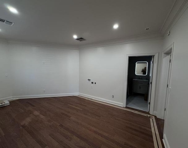 357 Esther Avenue - Photo Thumbnail 12
