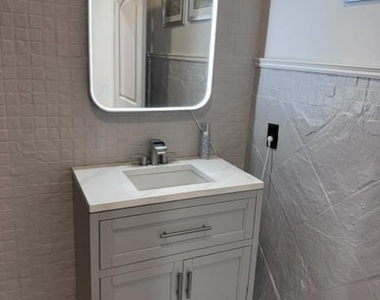 357 Esther Avenue - Photo Thumbnail 5