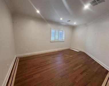 357 Esther Avenue - Photo Thumbnail 10