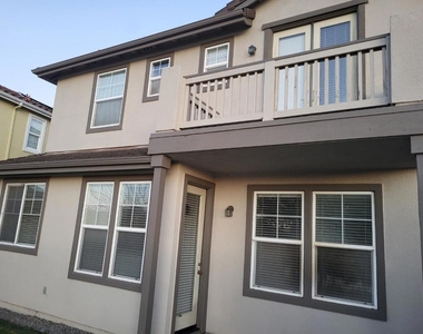 37 Pelican Drive - Photo Thumbnail 3