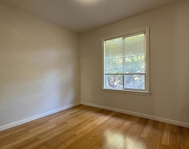 1356 Highland Court - Photo Thumbnail 13