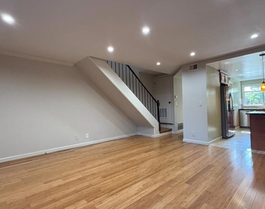 1356 Highland Court - Photo Thumbnail 8