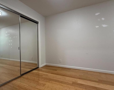 1356 Highland Court - Photo Thumbnail 16