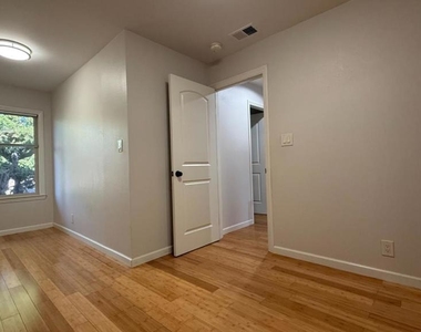 1356 Highland Court - Photo Thumbnail 15
