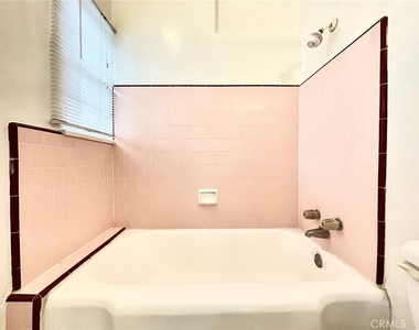 364 Cliff Drive - Photo Thumbnail 9