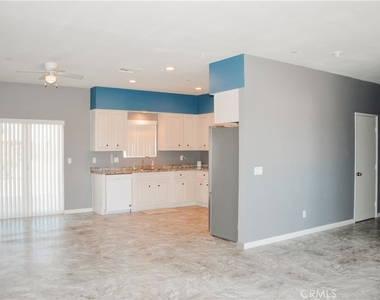 1381 Soledad - Photo Thumbnail 6