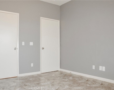 1381 Soledad - Photo Thumbnail 20