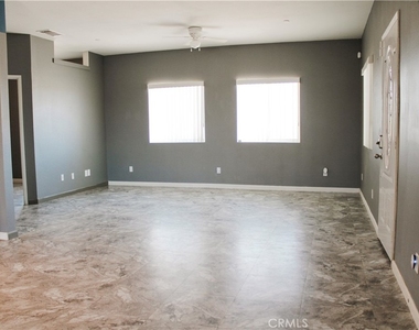 1381 Soledad - Photo Thumbnail 5