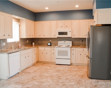 1381 Soledad - Photo Thumbnail 7