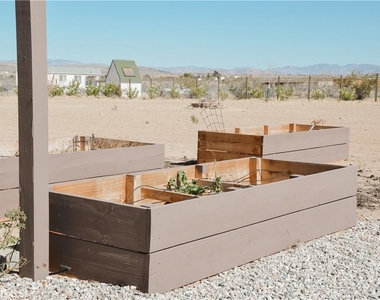 1381 Soledad - Photo Thumbnail 3