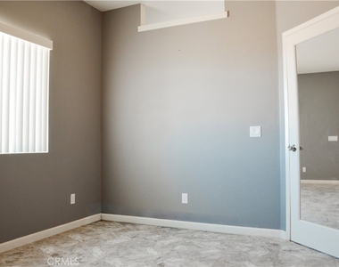 1381 Soledad - Photo Thumbnail 12