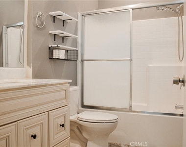 1381 Soledad - Photo Thumbnail 21