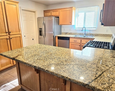 74404 Pinon - Photo Thumbnail 2