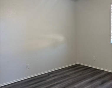 14861 Ann Drive - Photo Thumbnail 22