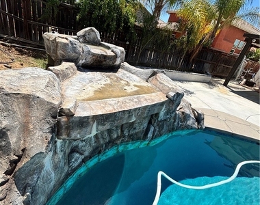 28212 Cranberry - Photo Thumbnail 35