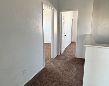 28212 Cranberry - Photo Thumbnail 25