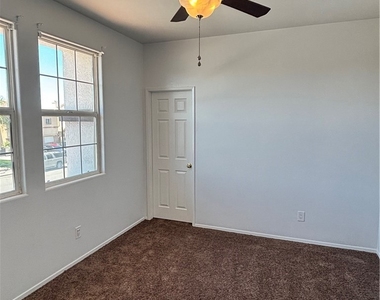 28212 Cranberry - Photo Thumbnail 28