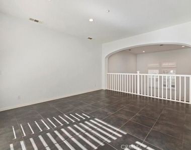 4433 Owens - Photo Thumbnail 11