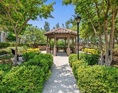 4433 Owens - Photo Thumbnail 40