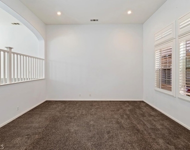 4433 Owens - Photo Thumbnail 9