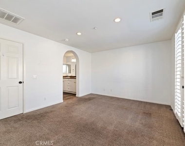 4433 Owens - Photo Thumbnail 21