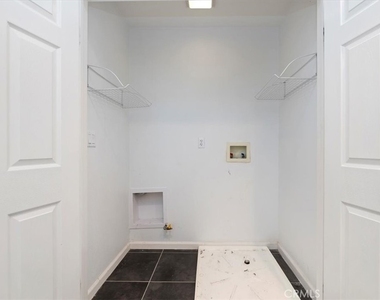 4433 Owens - Photo Thumbnail 30