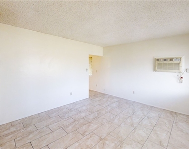 947 Park Avenue - Photo Thumbnail 7