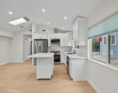 2135 Canyon - Photo Thumbnail 1