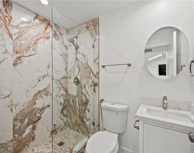 2135 Canyon - Photo Thumbnail 8