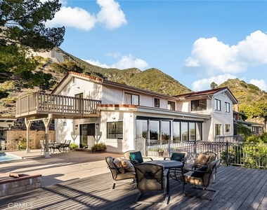 5660 Pine Cone Road - Photo Thumbnail 27